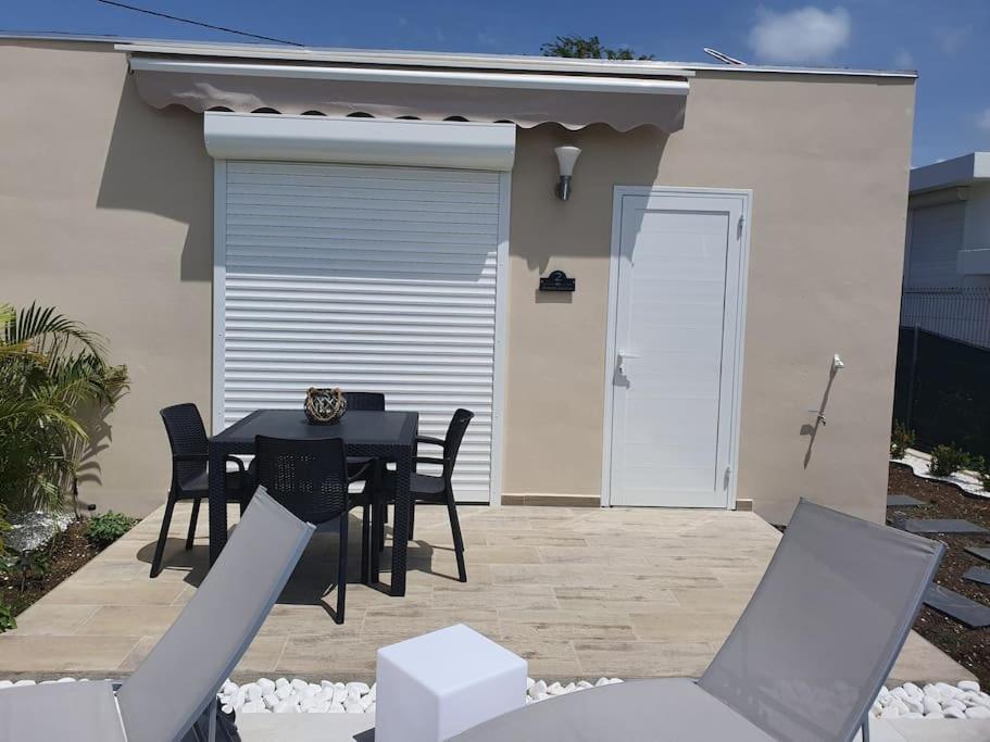 Les Zitadines Villa Sainte-Anne  Exteriör bild